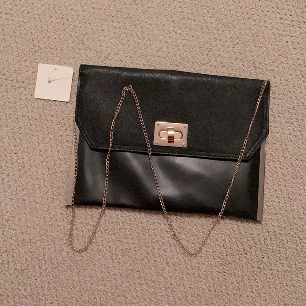 NEW New York & Company Black chain crossbody clutch Handbag Vegan Leather NWT